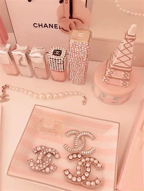 aesthetic chanel wallpaper.